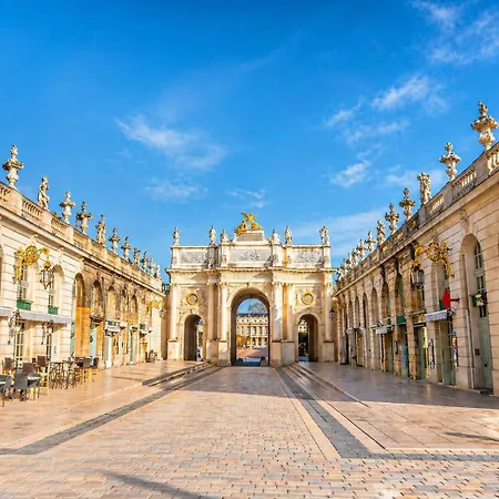 Serenia 6 People Parking Thermal
